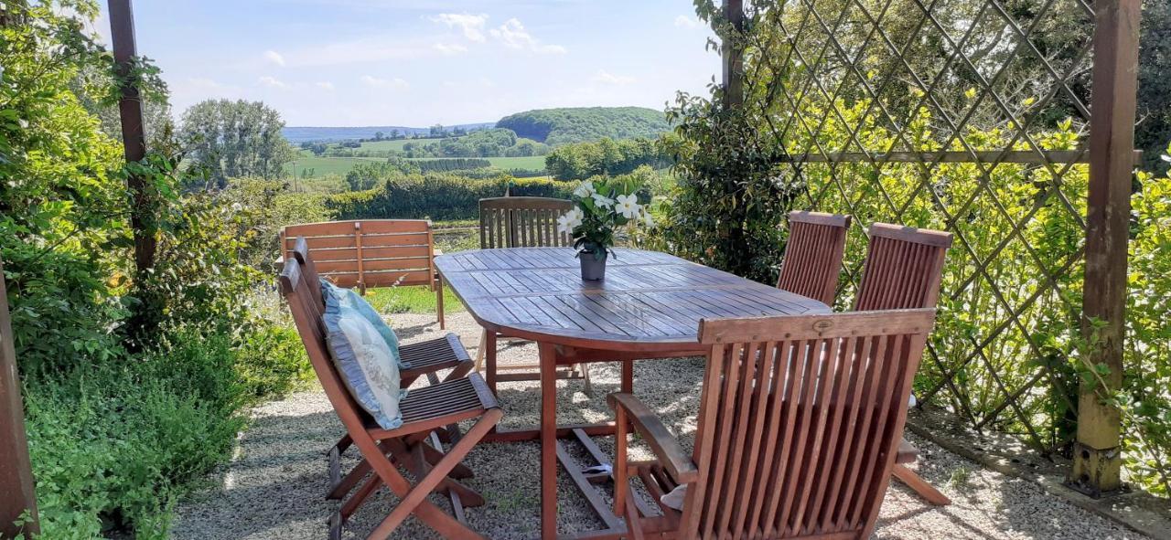 Private Farmhouse For Six In The Countryside Saint-Pierre-sur-Orthe 外观 照片