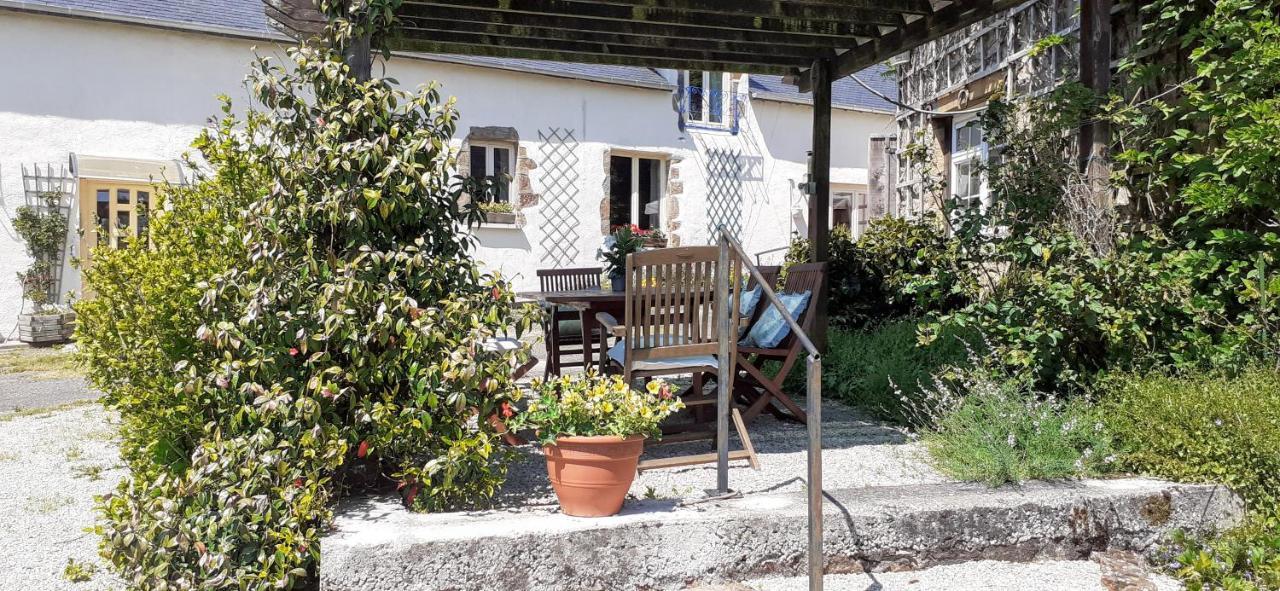 Private Farmhouse For Six In The Countryside Saint-Pierre-sur-Orthe 外观 照片